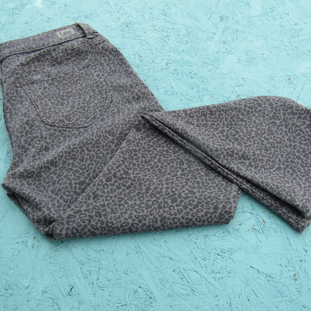 Lee Regular Fit Straight Leg Mid Rise